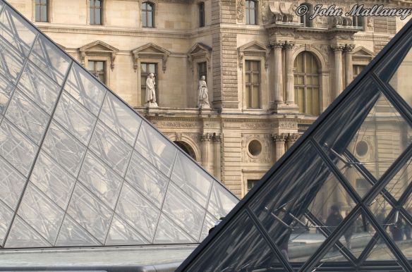 The Musée du Louvre
